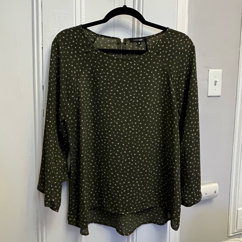 Papermoon Green Top Quarter Sleeve Size Medium